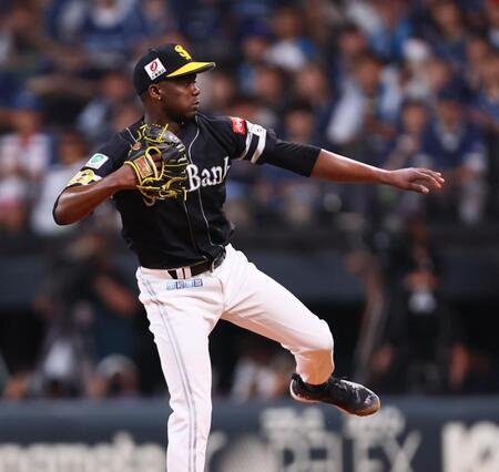 ソフトバンク９連勝で今季初の首位浮上　山川１６号３ランで粉砕　先発モイネロは６回１失点で９勝目