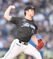 　力投する種市（撮影・開出牧）