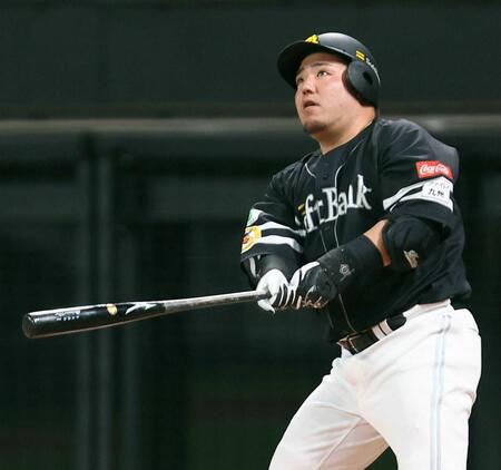 ソフトバンク・山川　豪快アーチで９連勝　首位攻防初戦とって今季初首位浮上「油断することなく、明日も集中したい」