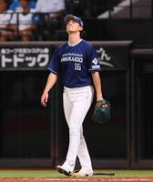 　４回、山川に適時打を許した達（撮影・中島達哉）