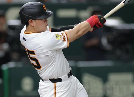 【写真】巨人・岡本和真が１軍練習に参加　フリー打撃では３９スイングで１０本柵越え　阿部監督「いいんじゃない」