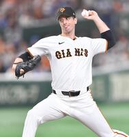 　力投するグリフィン（撮影・開出牧）