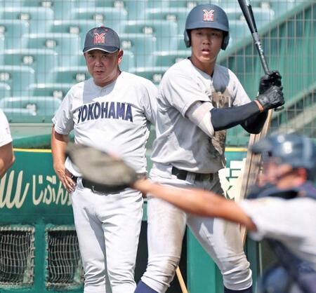 高校野球名門校の監督　地方大会前に甲子園歴史館を見学　最終列車に飛び乗って