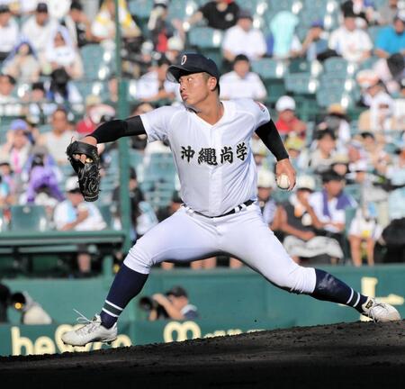 　沖縄尚学の先発末吉（撮影・金居みつよし）