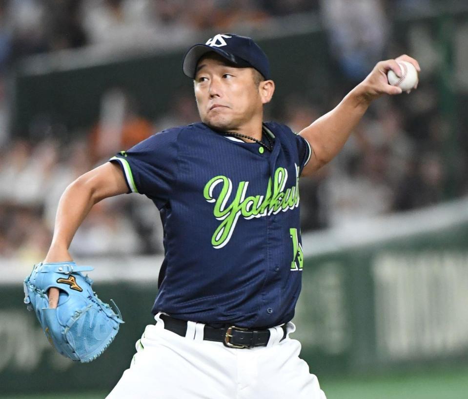 　田中将と投げ合う石川（撮影・佐藤厚）