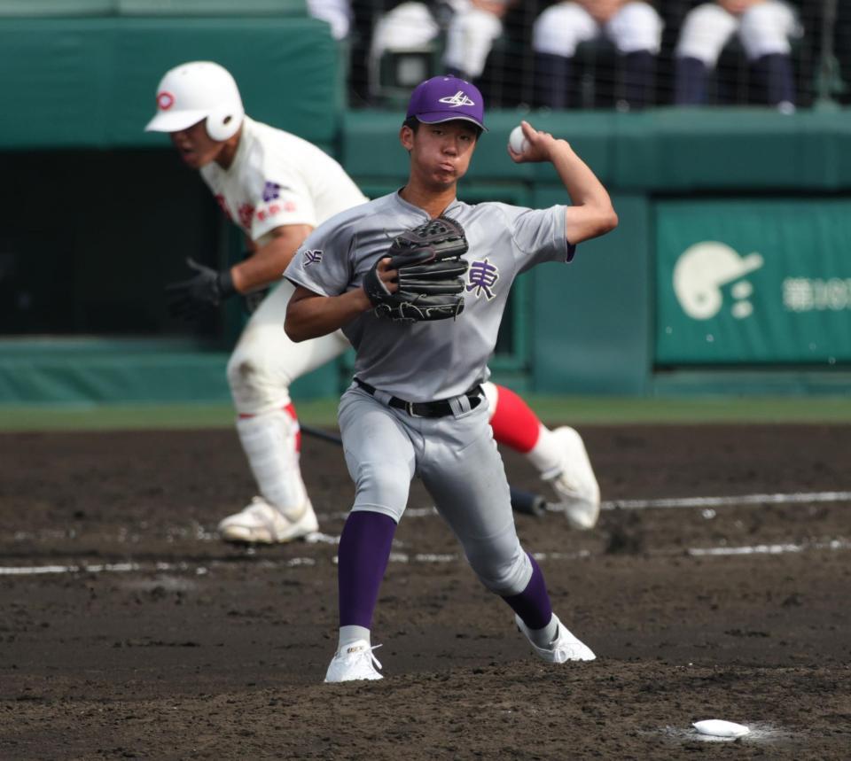 花巻東がセンバツ準V校を撃破、23年以来の夏甲子園勝利 背番号17