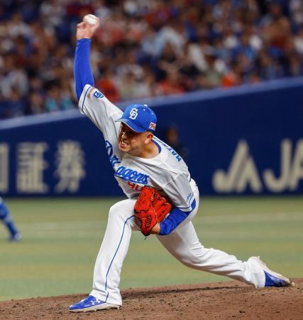 　９回に登板し２９セーブ目を挙げた中日・松山＝バンテリンドーム