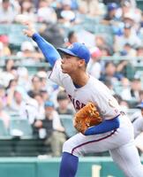 　先発し力投する明秀学園日立・中岡誠志郎（撮影・石井剣太郎）