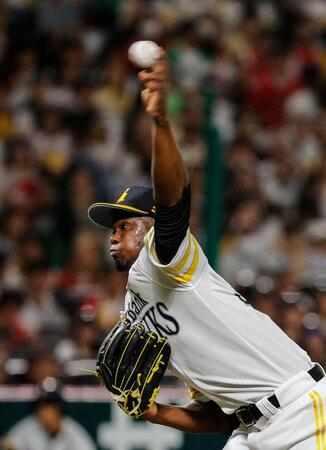 　完封で１０勝目を挙げたモイネロ