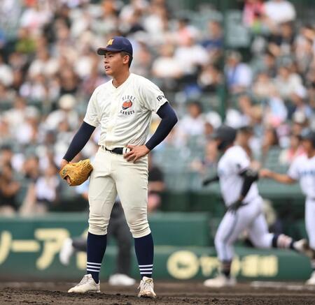 　２回、高川学園・遠矢文太にソロを浴びた未来富山・江藤蓮（撮影・西田忠信）