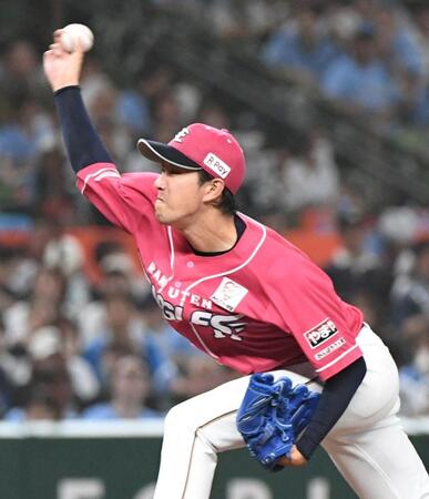 　西武打線を相手に力投する岸（撮影・佐藤厚）