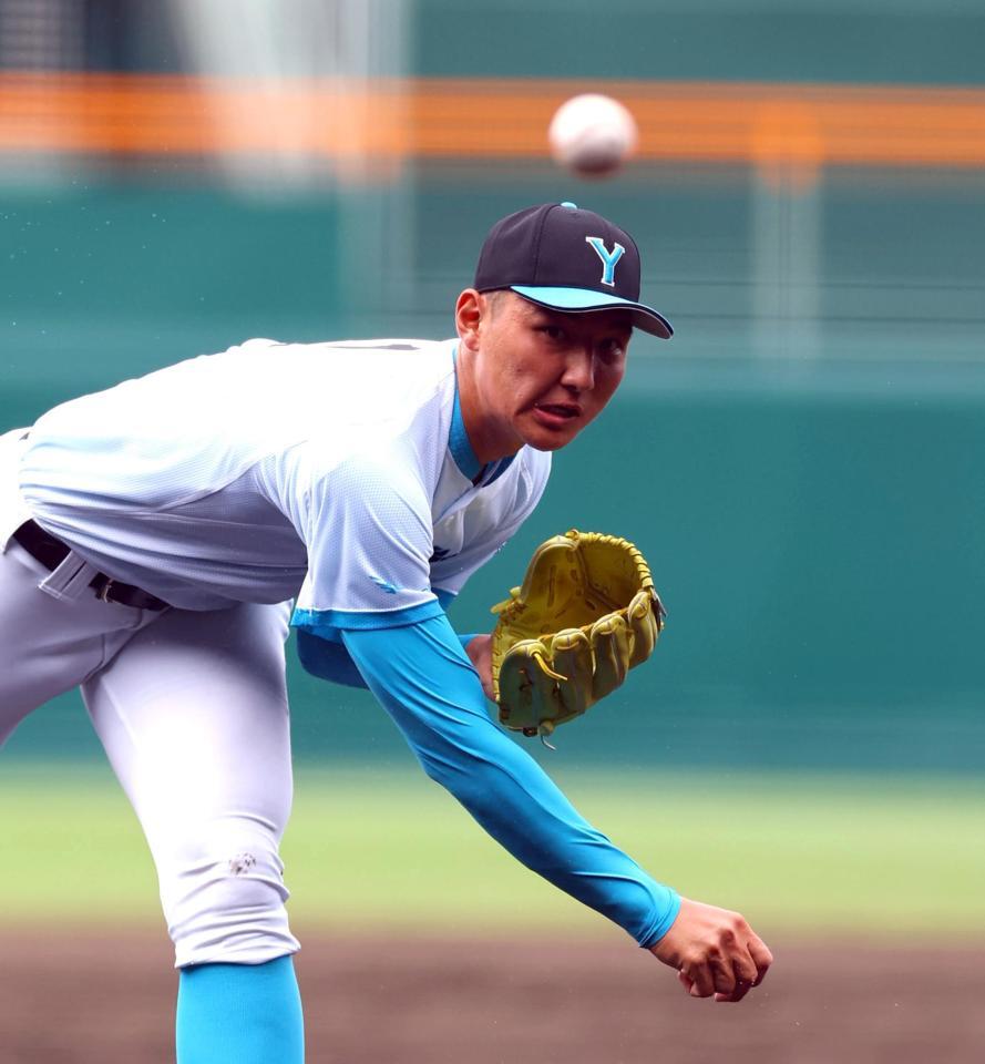 　先発し力投する山梨学院・菰田陽生（撮影・山口登）