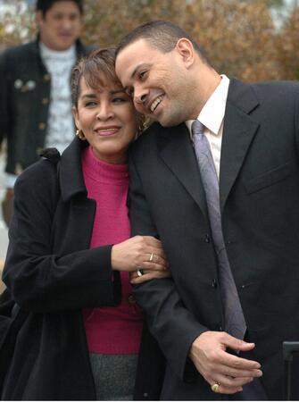 　オルガ夫人と仲良くキャンプインも別メニュー調整のペタジーニ＝２００４年撮影