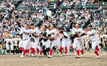 夏の甲子園　九州、中国地区の活躍際立つ　北海道、北信越は全敗　全４９校が登場【一覧】