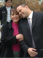 　オルガ夫人と仲良くキャンプインも別メニュー調整のペタジーニ＝２００４年撮影