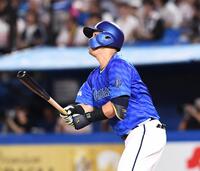 　３回、逆転２ランを放った蝦名（撮影・園田高夫）