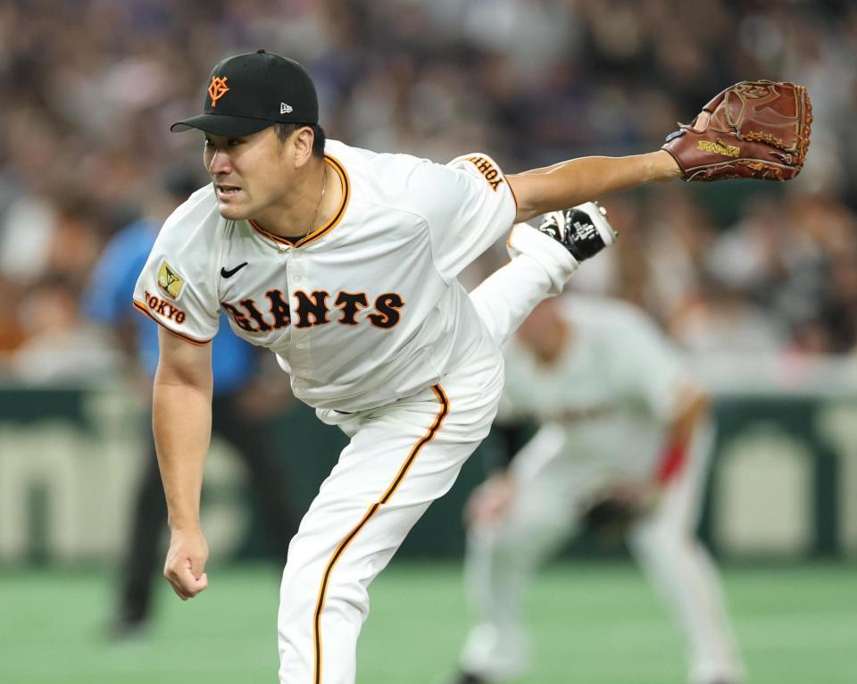 　力投する田中将（撮影・金田祐二）