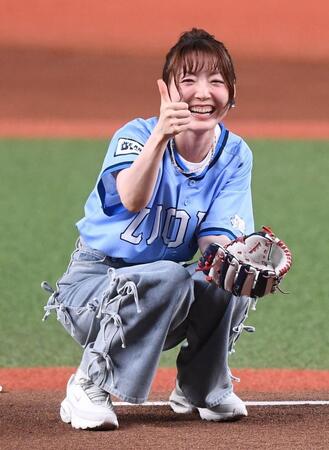 　最後には笑顔を見せる花澤香菜（撮影・園田高夫）