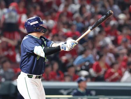 「大谷翔平かと思った」ヤクルト・村上宗隆が逆方向へ会心の一撃 4戦3発の量産態勢 SNSに驚きの声