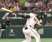 　８回、キャベッジが勝ち越しの中犠飛を放つ