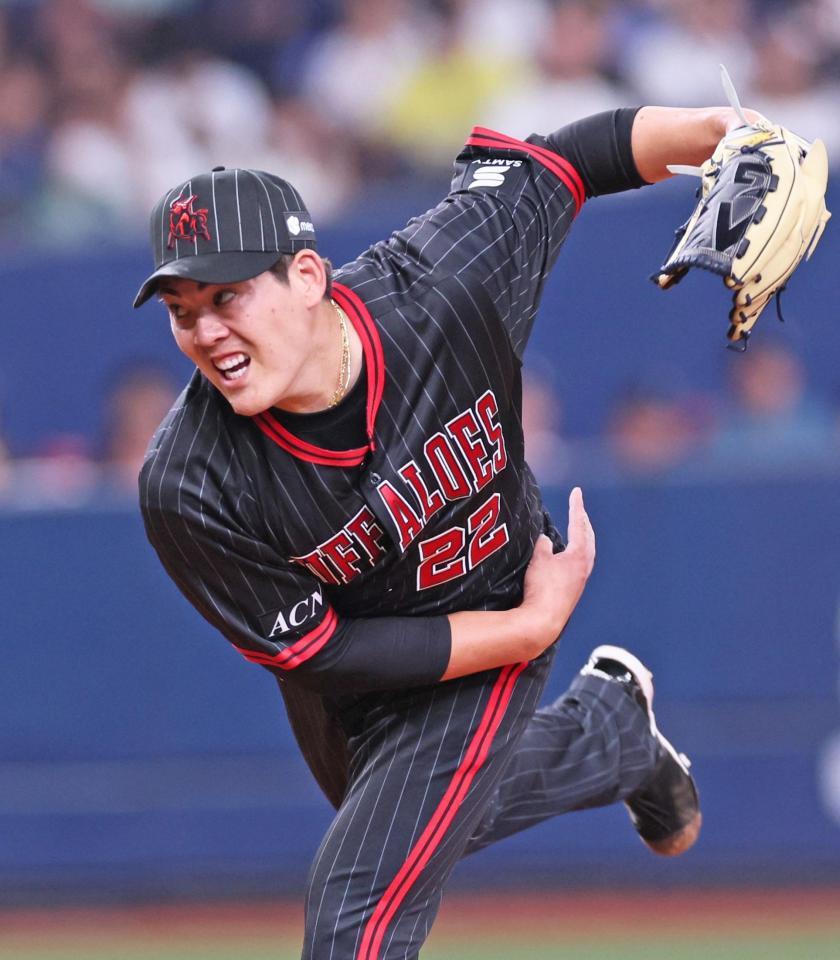 　西武打線を相手に力投する九里（撮影・立川洋一郎）