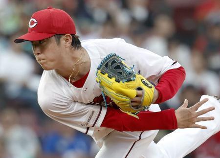 　ヤクルト戦に先発した広島・森下＝マツダ