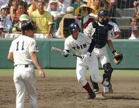 　甲子園での初対決は中田の三ゴロに終わる（０５年８月１９日）