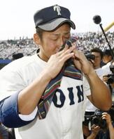 　大阪大会の決勝で敗れ涙を流す大阪桐蔭・中田（２００７年７月３０日）