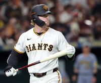 　３回、空振り三振に倒れたキャベッジ