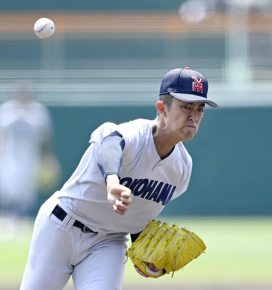 　先発し力投する横浜・織田翔希