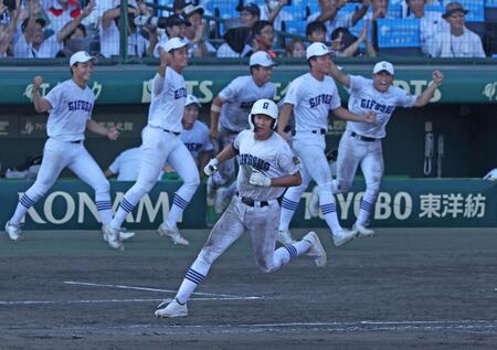 王者撃破　声を震わせた県岐阜商・藤井監督「力の差があると思っていた」