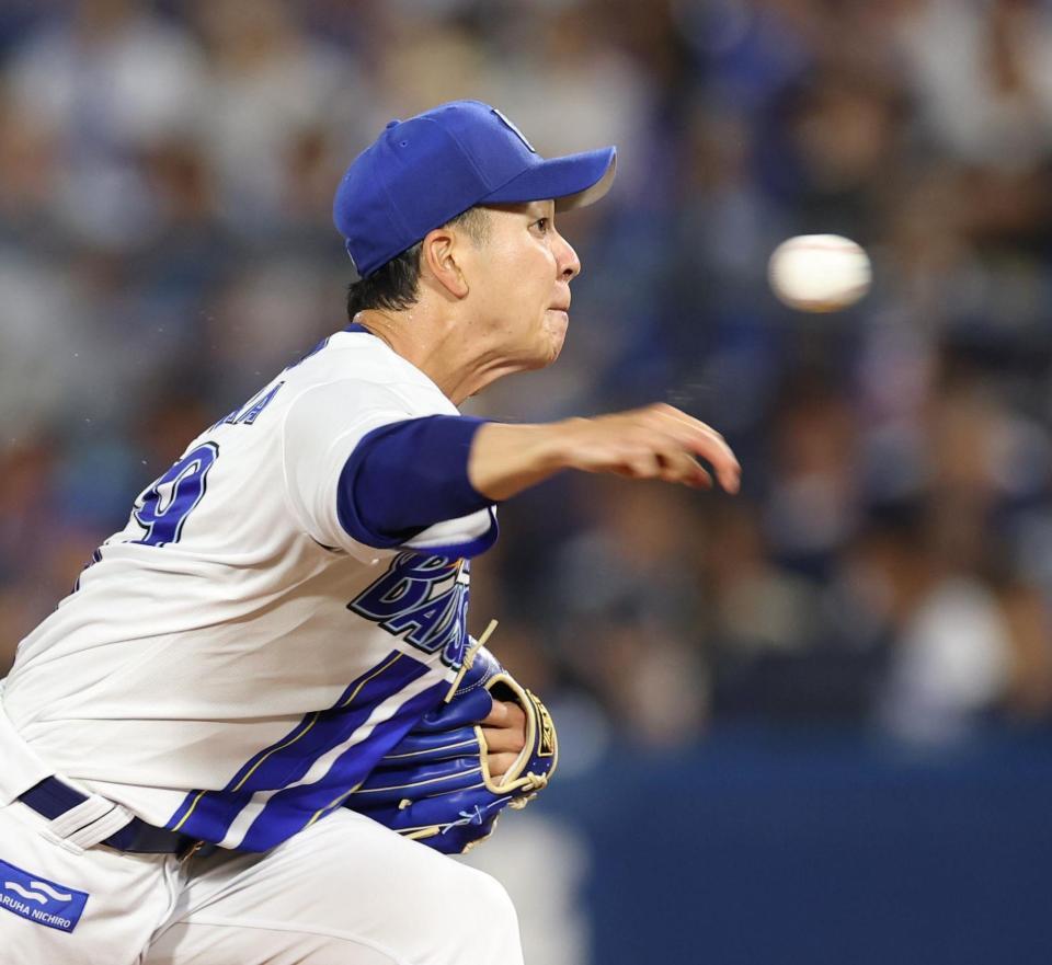 　力投する平良（撮影・金田祐二）