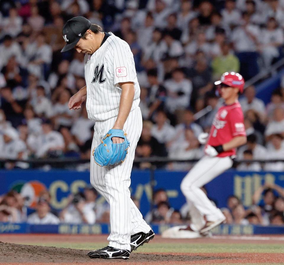 　９回、辰己（奥）に同点打を打たれた益田