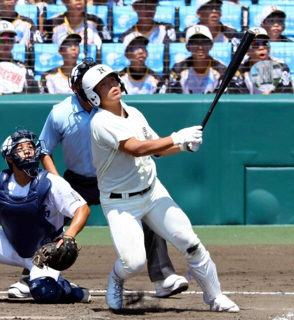 田中担三 日大三 15年ぶり東京対決制す 2年生4番・田中諒が豪快ソロ！節目の