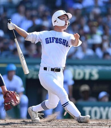 　２回、同点の右犠飛を放つ横山温大（撮影・開出牧）
