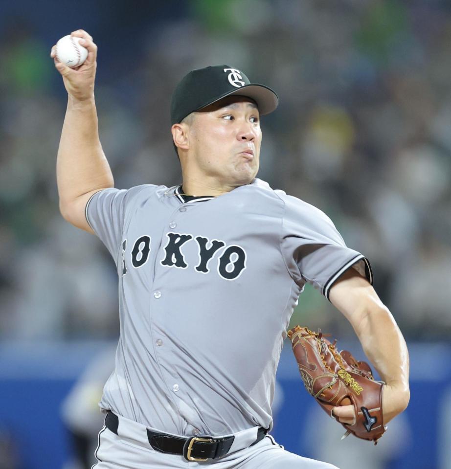 　ヤクルト打線を相手に力投する田中将（撮影・西岡正）