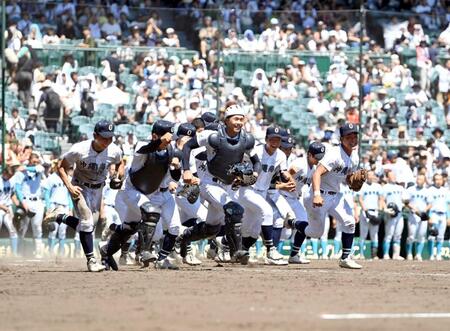 沖縄尚学　夏初の決勝進出　末吉６回途中降板も打線奮起　Ｖ打の比嘉「沖縄に優勝旗を」