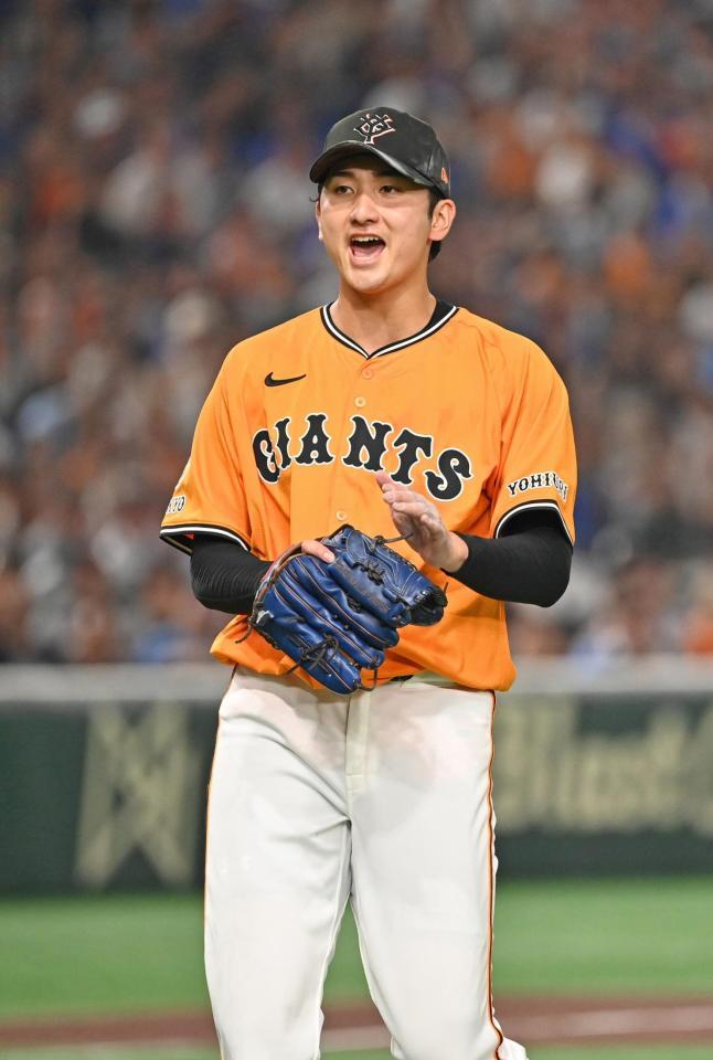 　５回、桑原を三ゴロに打ち取り雄たけびを上げる横川