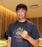 　沖縄尚学を優勝に導いた比嘉公也監督（撮影・中田匡峻）