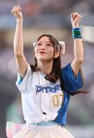 　ＹＭＣＡダンスを踊るＦＲＵＩＴＳ　ＺＩＰＰＥＲ・真中まな（撮影・中島達哉）