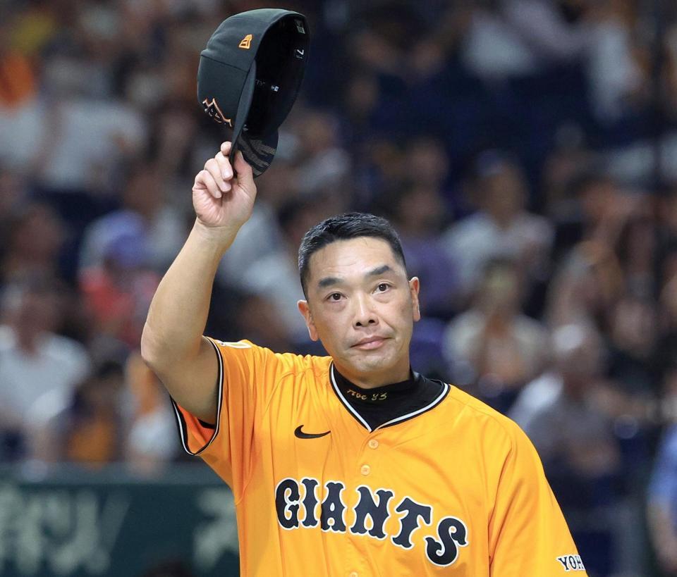 　ＤｅＮＡに勝利し、ファンの声援に応える阿部監督