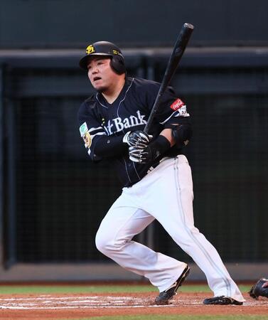 ソフトバンク 2位・日本ハムに3連敗で0・5差に迫られる 4番・山川にあと一打出ず、直前の近藤が3度申告敬遠