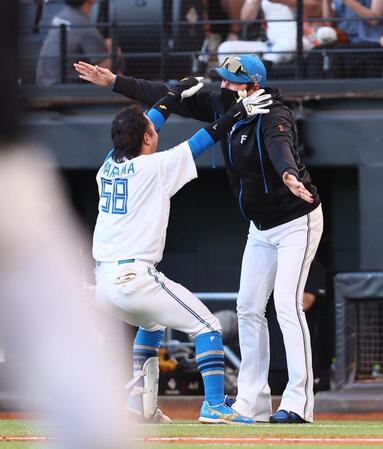 勝負に徹した日本ハム・新庄監督 試合後にまさかの「そらそうよ」