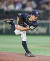 　先発し力投する日本通運・相馬和磨（撮影・石井剣太郎）