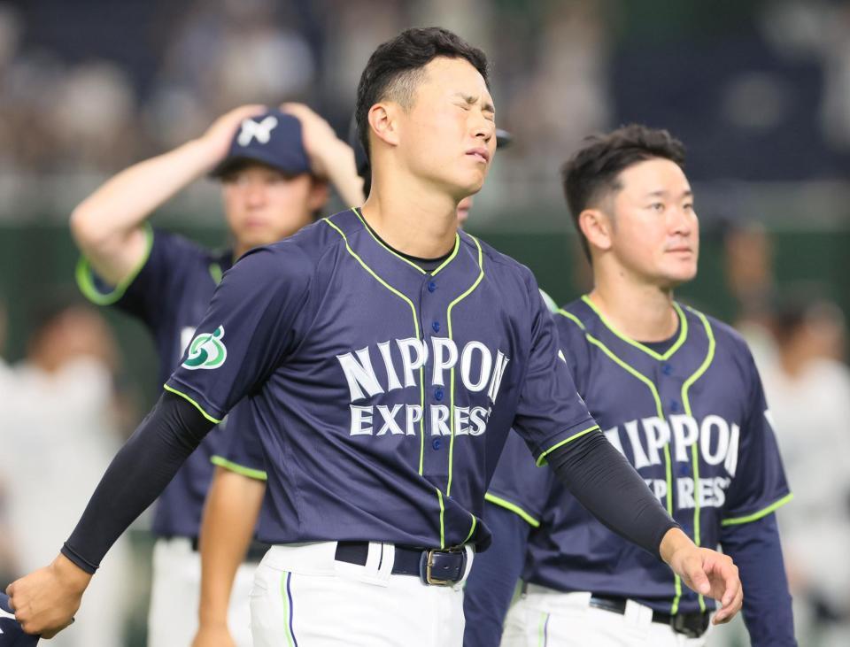 　試合に敗れた日本通運・冨士隼斗（撮影・石井剣太郎）