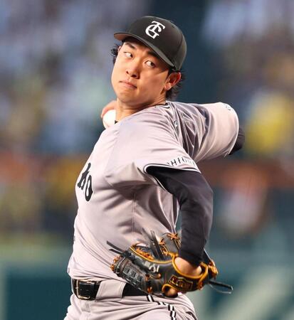 　先発し力投する山崎（撮影・山口登）