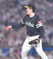 　６回、代打・寺地に同点の中前適時打を打たれた有原（撮影・開出牧）