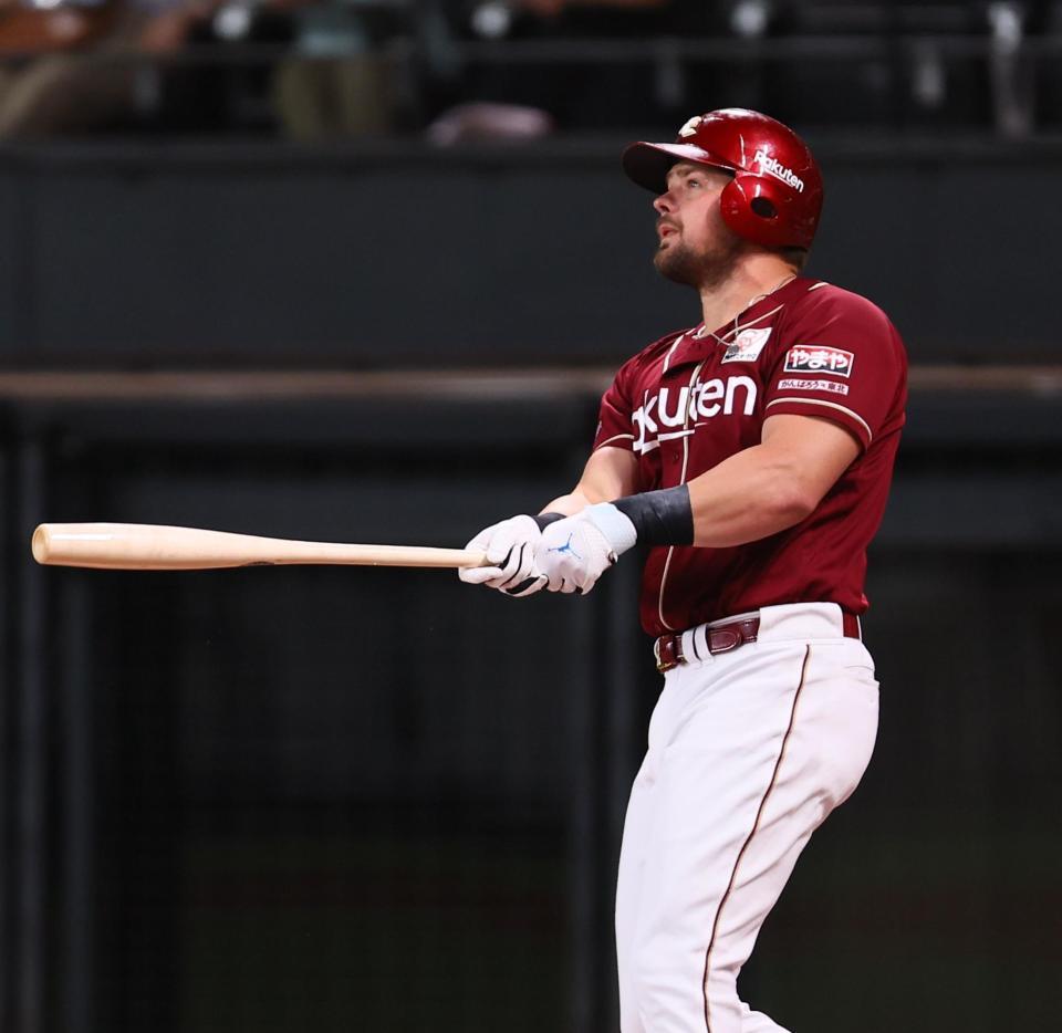 　1回、先制ソロを放つボイト（撮影・中島達哉）