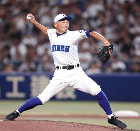 　７回、力投する先発のＫＯＢＥ　ＣＨＩＢＥＮ・イチロー氏（撮影・中田匡峻）