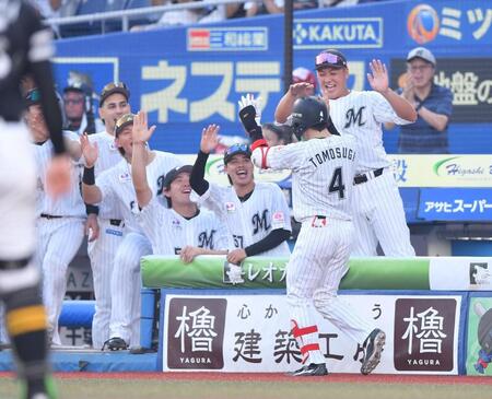 ロッテ　佐藤２試合連続弾「すぐ取り返せた」、友杉プロ１号「ついに出ちゃいました」ソフトバンク戦開幕カード以来今季２度目の勝ち越し　小島が７勝目